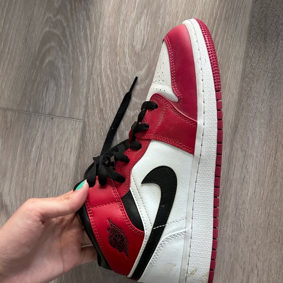 Jordan 1 Mid. - Chicago size 39 women - Picture 6 of 7